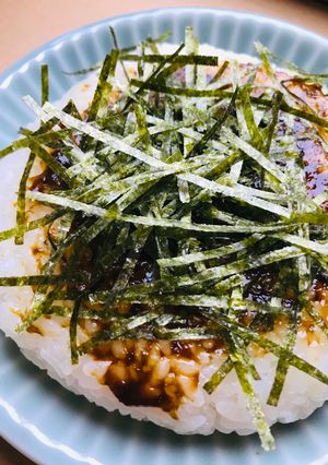 冷凍ごはん●ぺたんこ海苔のせおにぎり-レシピのメイン写真