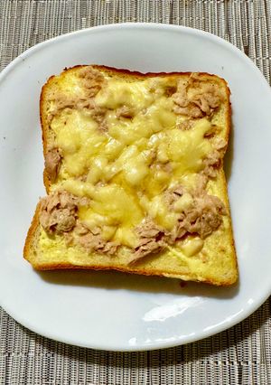 特製ツナペーストで濃厚ツナチーズトースト-レシピのメイン写真