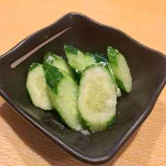 รูปของ 塩麹でキュウリの浅漬け