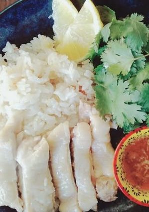 炊飯器でカオマンガイとコリアンダー添え-レシピのメイン写真
