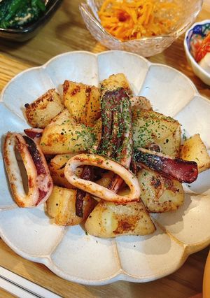 イカとじゃがいものバター醤油炒め🐾-レシピのメイン写真