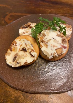 簡単クリチーとナッツとドライフルーツ☆-レシピのメイン写真