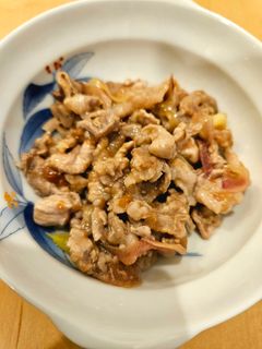 豚肉とミョウガの梅肉炒め-レシピのメイン写真
