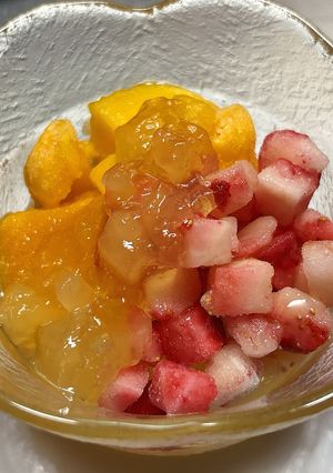 冷凍フルーツとサゴのマンゴーカルピスかけ-レシピのメイン写真