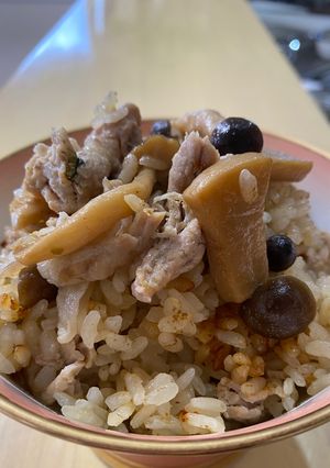 鍋の残り物で炊き込みご飯-レシピのメイン写真