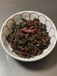 ビーツの茎と葉でふりかけ風ご飯のお供♪-レシピのメイン写真