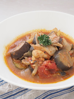 鶏肉と野菜のトマト煮込み-レシピのメイン写真