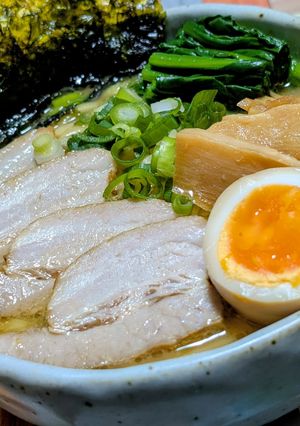 鶏ガラ豚骨魚介だし家系ラーメン🍜4杯目-レシピのメイン写真