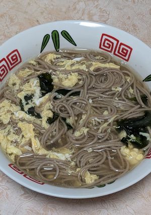 簡単★和風かきたまワカメスープ蕎麦-レシピのメイン写真