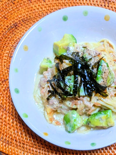 ツナとアボカドとベビーチーズの和風パスタ-レシピのメイン写真