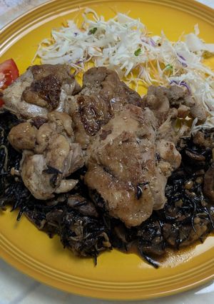 簡単！鶏もも肉ソテーひじきソース添え-レシピのメイン写真