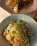 えびとセロリの生姜塩焼きそば