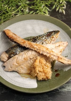 簡単！大きいサバの三枚おろしからの塩焼き-レシピのメイン写真