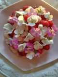 Lovery flower strawberry cake