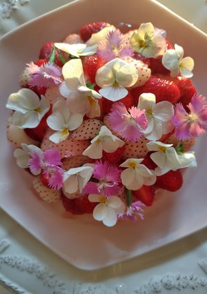 Lovery flower strawberry cake-レシピのメイン写真