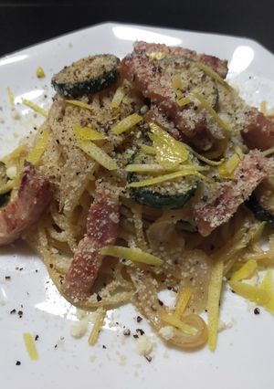 ベーコンとズッキーニのクリームパスタ-レシピのメイン写真