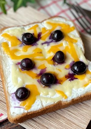 レアチーズケーキ風冷凍トースト-レシピのメイン写真