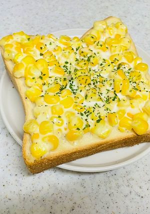 我が家の冷凍コーンでコーンマヨパン-レシピのメイン写真