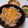 料理初心者でも簡単に出来る、すき家の牛丼