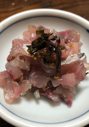 釣ったアジのたたき　大葉唐辛子載せ-レシピのメイン写真