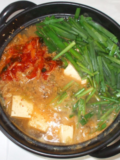 牡蠣豆腐チゲ鍋♪牡蠣鍋キムチ簡単レシピ-レシピのメイン写真