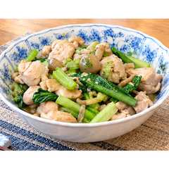 รูปของ 鶏もも肉としめじの塩レモン炒め★動画あり★