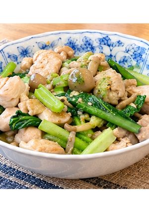鶏もも肉としめじの塩レモン炒め★動画あり★-レシピのメイン写真