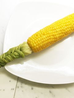簡単!茹でトウモロコシ〜♪( ´▽`)-レシピのメイン写真