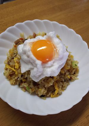 アレンジ！冷凍炒飯にふわふわメレンゲ-レシピのメイン写真