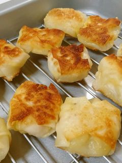 ぱくっと一口☆餅チーズ揚げワンタン☆-レシピのメイン写真