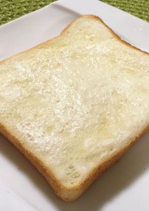 蜂蜜レモン＊ヨーグルトの白〜いトースト-レシピのメイン写真