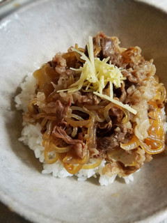 牛肉をじっくり煮込み手間をかける牛丼♪-レシピのメイン写真