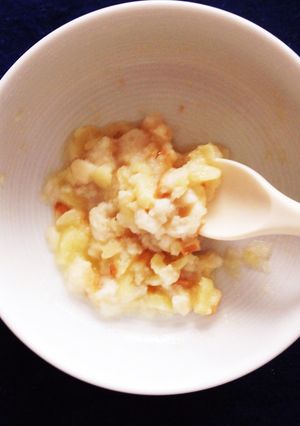 【離乳食】桃とお麩のミルク煮-レシピのメイン写真