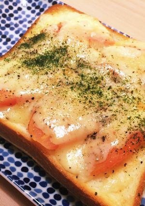 シンプルうまい！トマチーズトースト！-レシピのメイン写真