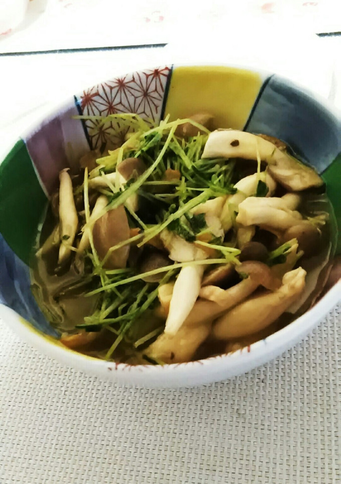 5分で !!豆苗としめじの梅ジャム炒め-レシピのメイン写真