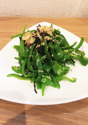 大量消費！さっぱりピーマンの塩昆布和え-レシピのメイン写真