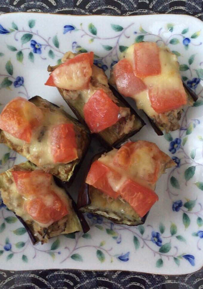 ナスとトマトと鯖缶チーズ焼き-レシピのメイン写真