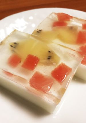 夏も溶けないアガーで☆フルーツ杏仁豆腐-レシピのメイン写真