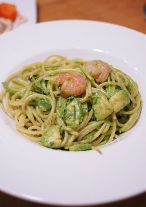 小エビとアボカドとパクチーのパスタ-レシピのメイン写真