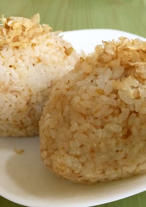 ☆ちょっと贅沢なおかか おにぎり-レシピのメイン写真
