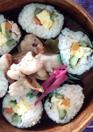 たらこご飯で巻き寿司-レシピのメイン写真