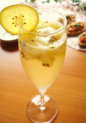 キウイのヘルシーシャンパン-レシピのメイン写真