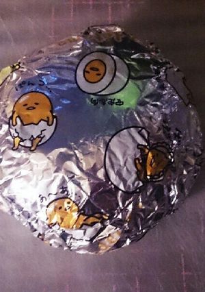 ホイルやラップに巻き込まれないおにぎらず-レシピのメイン写真