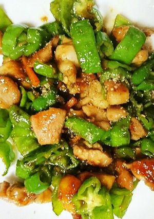 母の味！お弁当にも！ピーマンの味噌炒め-レシピのメイン写真