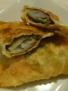 簡単おつまみ♪大葉とカニかまの焼き餃子-レシピのメイン写真