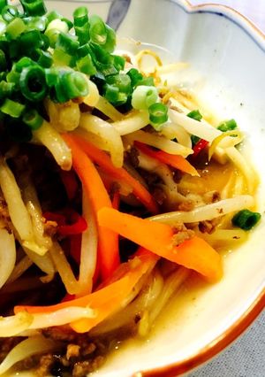 もやしとひき肉の肉味噌ピリ辛甘炒め-レシピのメイン写真