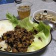 茄子とひき肉のピリ辛丼