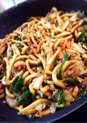 濃い味ウマウマ。味噌焼きうどん-レシピのメイン写真