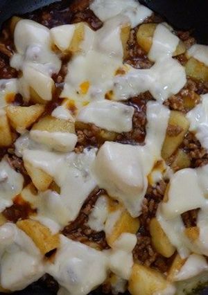 じゃがいもとミンチのトマトチーズ焼き-レシピのメイン写真