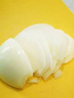 玉葱~目にしみない方法!レンジでチン♪-レシピのメイン写真